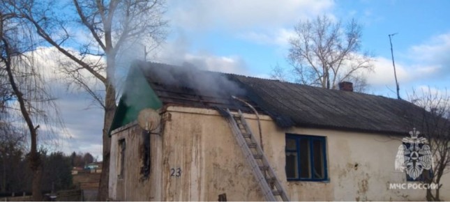 Из-за сигареты в Курчатовском районе сгорела дача