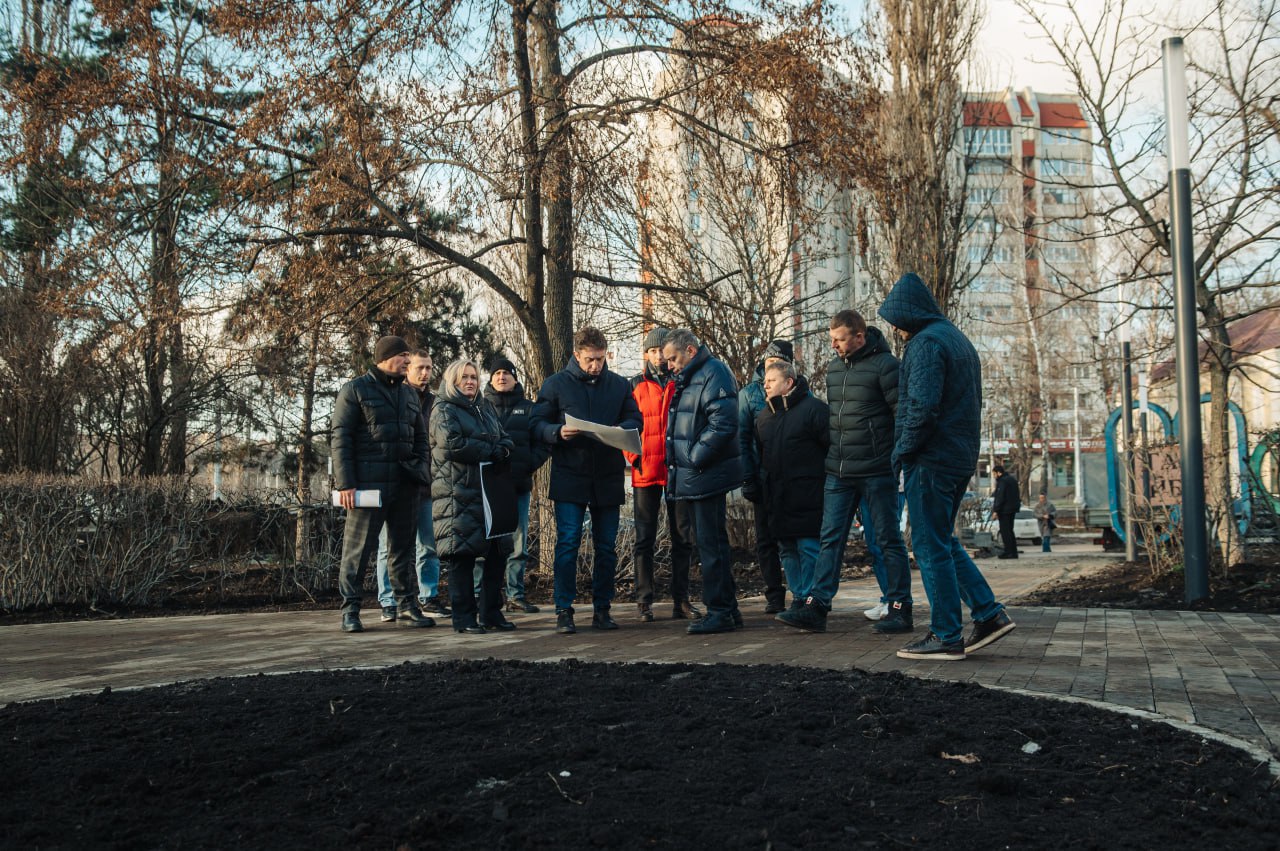 6 декабря под руководством губернатора Александра Хинштейна состоялся осмотр мест для установки памятников в Курске 6 декабря под руководством губернатора Александра Хинштейна состоялся осмотр мест для установки памятников в Курске