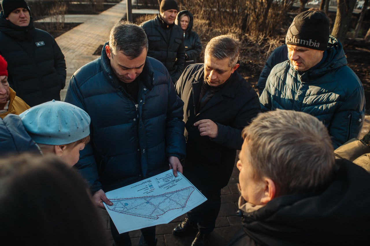 6 декабря под руководством губернатора Александра Хинштейна состоялся осмотр мест для установки памятников в Курске 6 декабря под руководством губернатора Александра Хинштейна состоялся осмотр мест для установки памятников в Курске