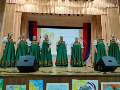 Виктор Кожухов: Коллективы из Курского, Поныровского, Суджанского и Золотухинского районов приняли участие в зональном конкурсе-фестивале хоров и вокальных ансамблей сельских учреждений культуры «Курские зори», который...