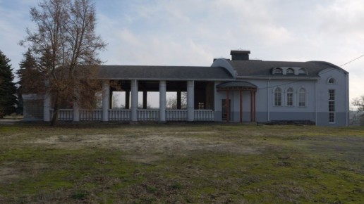 С незаконной постройкой в Первомайском парке разберется Верховный суд