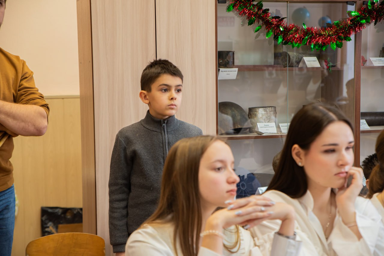 Курские школьники узнали тонкости работы поисковых отрядов Курские школьники узнали тонкости работы поисковых отрядов