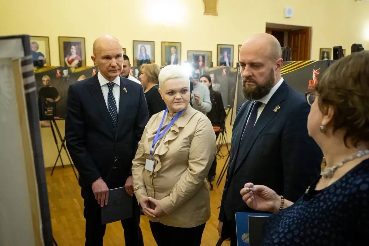 Евгений Маслов: Вместе с губернатором Александром Хинштейном принял участие в торжественной церемонии закрытия Года защитника Отечества, который ранее был объявлен Президентом России Владимиром Путиным Евгений Маслов: Вместе с губернатором Александром Хинштейном принял участие в торжественной церемонии закрытия Года защитника Отечества, который ранее был объявлен Президентом России Владимиром Путиным