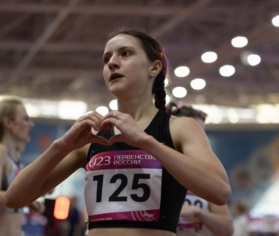 Поздравляем нашу звезду!. Сегодня мы гордимся нашей талантливой спортсменкой, воспитанницей железногорской Спортшколы Олимпийского резерва Алёной Акимовой, которой присвоено почетное звание «Мастер спорта России»! Этот успех... Поздравляем нашу звезду!. Сегодня мы гордимся нашей талантливой спортсменкой, воспитанницей железногорской Спортшколы Олимпийского резерва Алёной Акимовой, которой присвоено почетное звание «Мастер спорта России»! Этот успех...