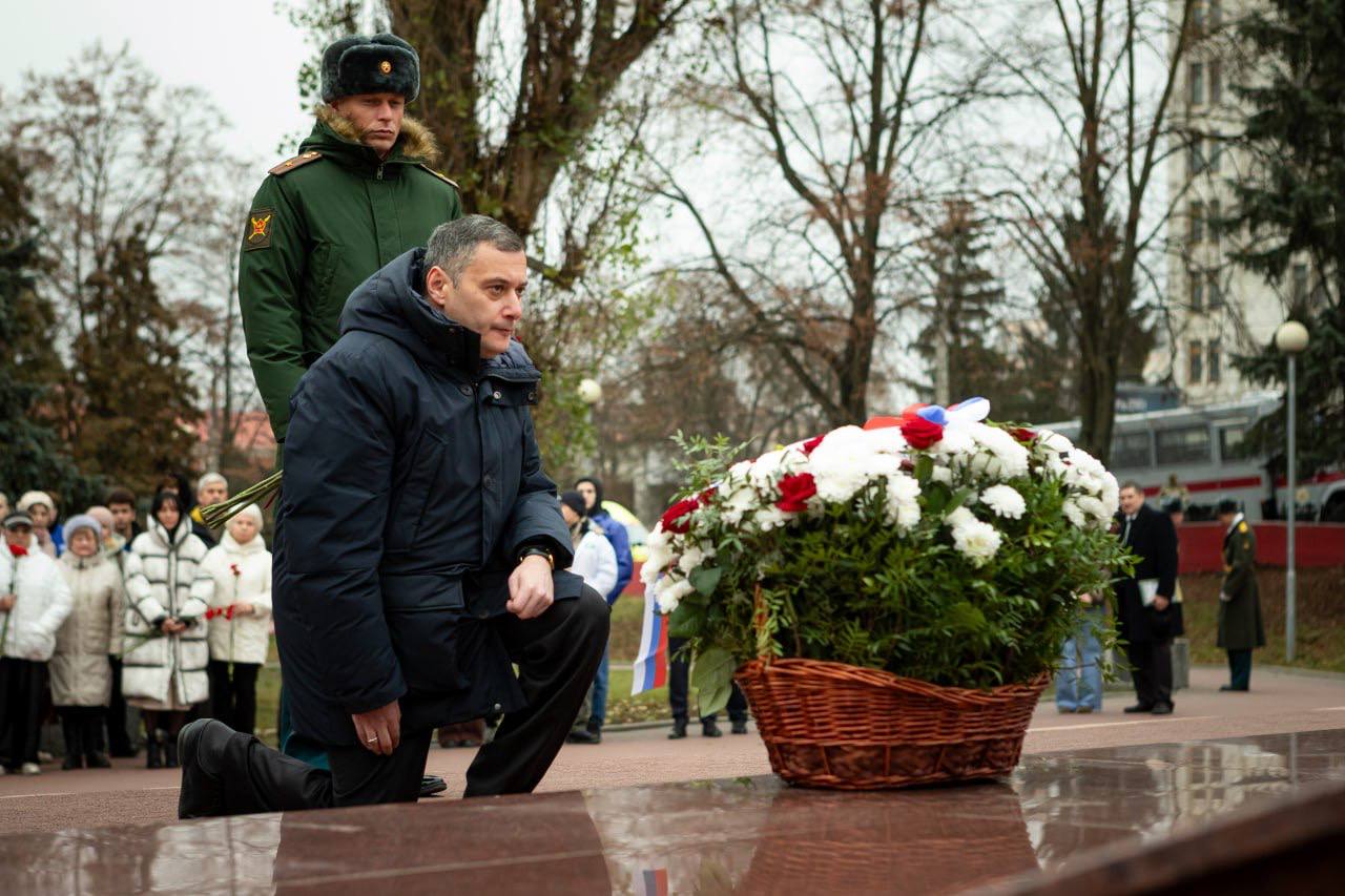 Евгений Маслов: Сегодня, 9 декабря, наша страна отмечает важный праздник — День Героев Отечества Евгений Маслов: Сегодня, 9 декабря, наша страна отмечает важный праздник — День Героев Отечества