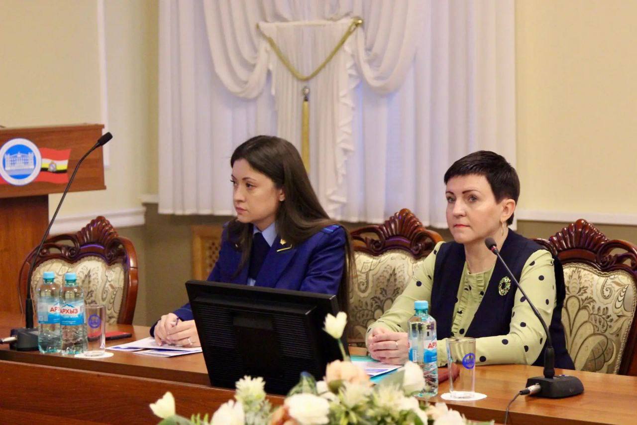 Прокуратура приняла участие в региональном научно-образовательном форуме по вопросам противодействия коррупции Прокуратура приняла участие в региональном научно-образовательном форуме по вопросам противодействия коррупции