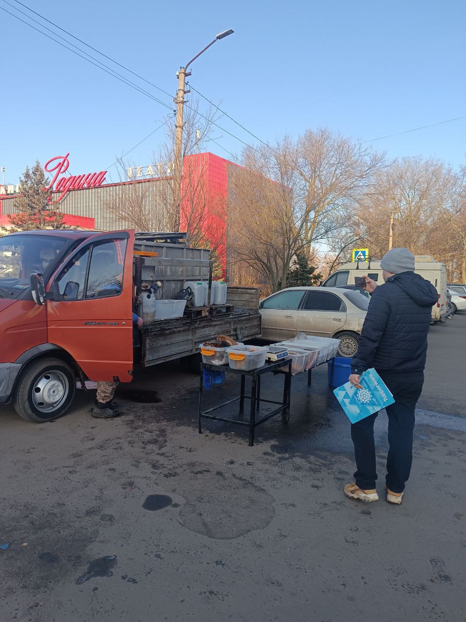 В Курске установили 13 фактов незаконной торговли на шести улицах В Курске установили 13 фактов незаконной торговли на шести улицах