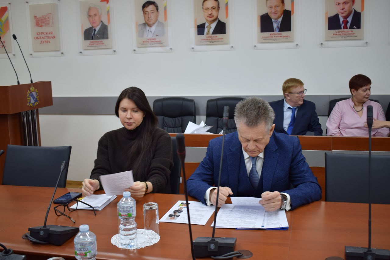 Подготовка проекта бюджета области на ближайший трёхлетний период ко второму чтению завершается Подготовка проекта бюджета области на ближайший трёхлетний период ко второму чтению завершается