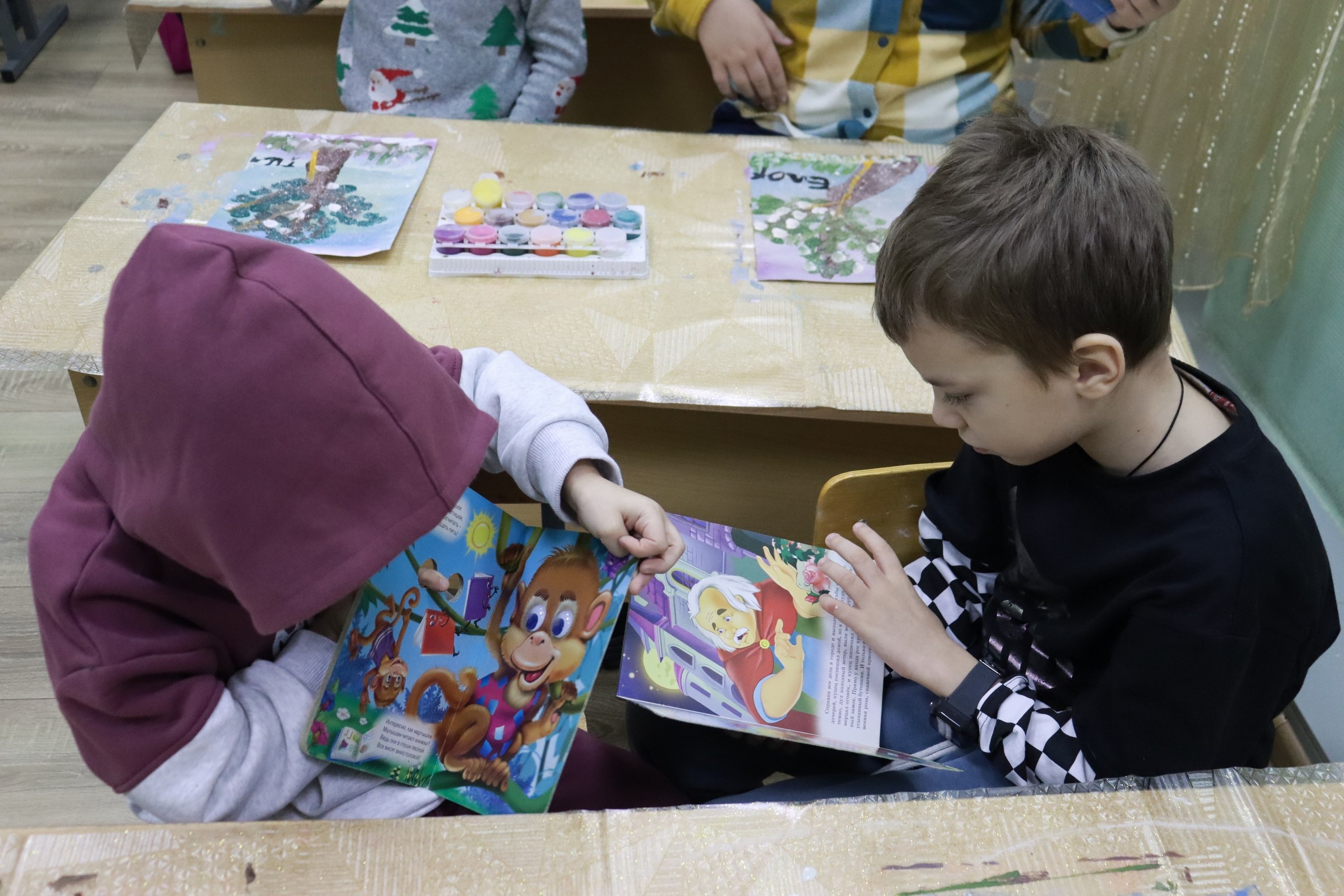 В Доме Детского творчества состоялось чудесное событие для детей с ограниченными возможностями здоровья, проходящих реабилитацию в социально-реабилитационном центре «Забота» города Курска В Доме Детского творчества состоялось чудесное событие для детей с ограниченными возможностями здоровья, проходящих реабилитацию в социально-реабилитационном центре «Забота» города Курска