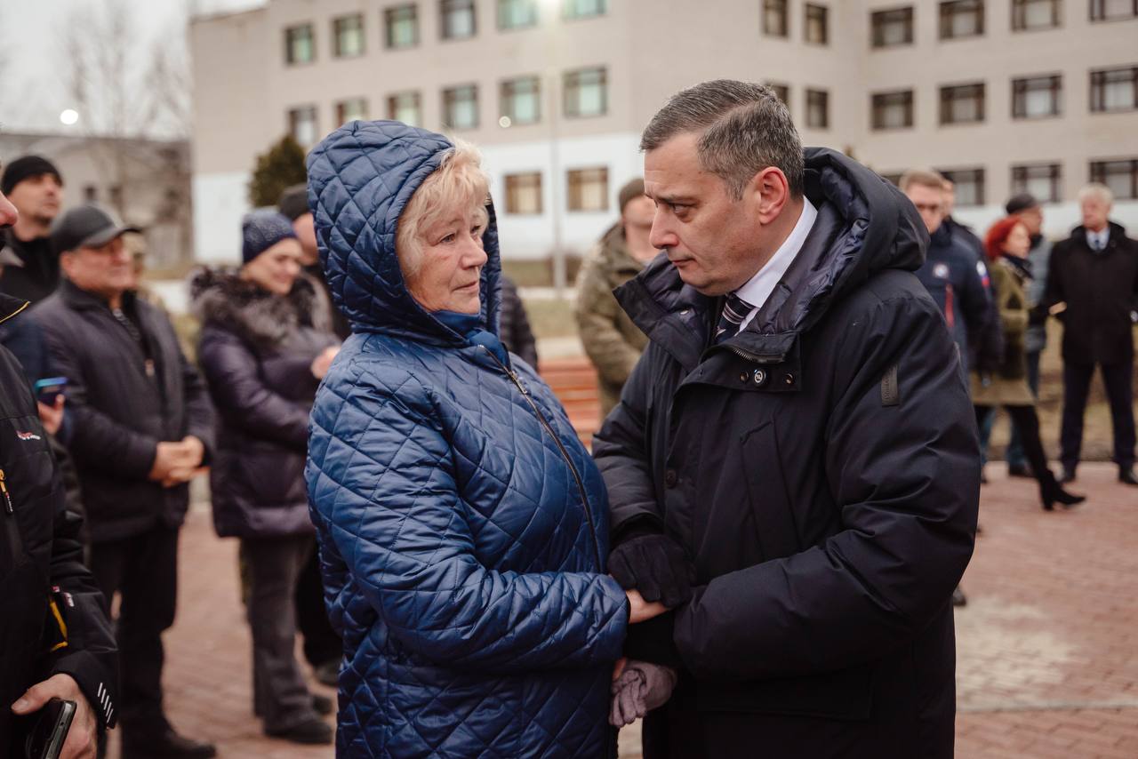 В Курском районе открыли сквер памяти погибших в СВО героев В Курском районе открыли сквер памяти погибших в СВО героев