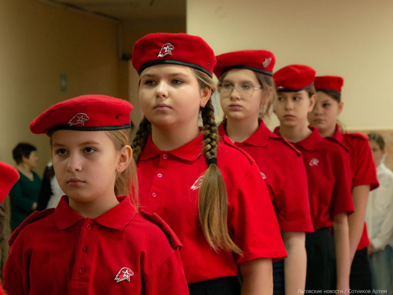 Алексей Клемешов: Сегодня, в день Героев Отечества, юные льговчане вступили в ЮНАРМИЮ и пополнили ряды патриотов нашей страны Алексей Клемешов: Сегодня, в день Героев Отечества, юные льговчане вступили в ЮНАРМИЮ и пополнили ряды патриотов нашей страны