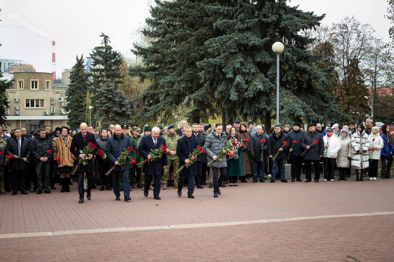 Евгений Маслов: Сегодня, 9 декабря, наша страна отмечает важный праздник — День Героев Отечества Евгений Маслов: Сегодня, 9 декабря, наша страна отмечает важный праздник — День Героев Отечества