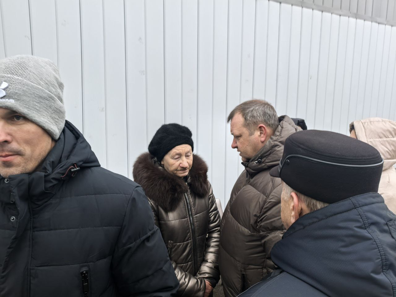 Андрей Телегин: Сегодня две памятные доски в честь погибших участников специальной военной операции из нашего района были открыты на фасаде Шумаковской средней школы Андрей Телегин: Сегодня две памятные доски в честь погибших участников специальной военной операции из нашего района были открыты на фасаде Шумаковской средней школы