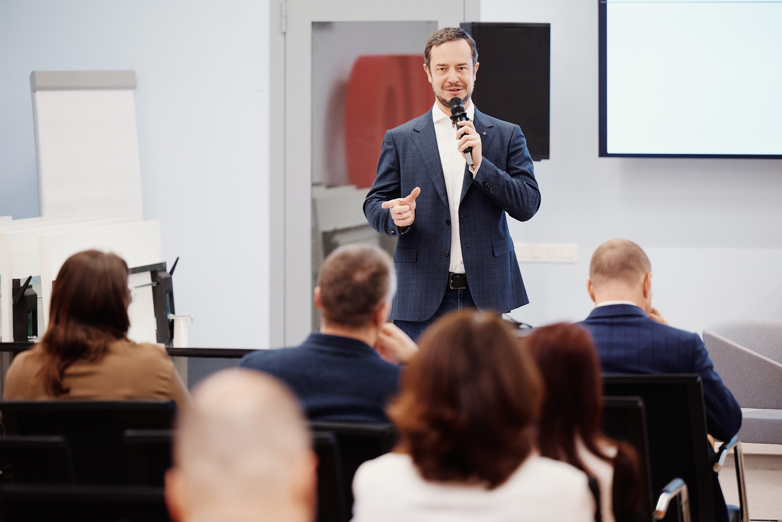 В Москве на базе НИУ «Высшая школа экономики» проходит семинар-совещание для представителей общественных советов при исполнительных органах субъектов РФ, реализующих молодёжную политику В Москве на базе НИУ «Высшая школа экономики» проходит семинар-совещание для представителей общественных советов при исполнительных органах субъектов РФ, реализующих молодёжную политику