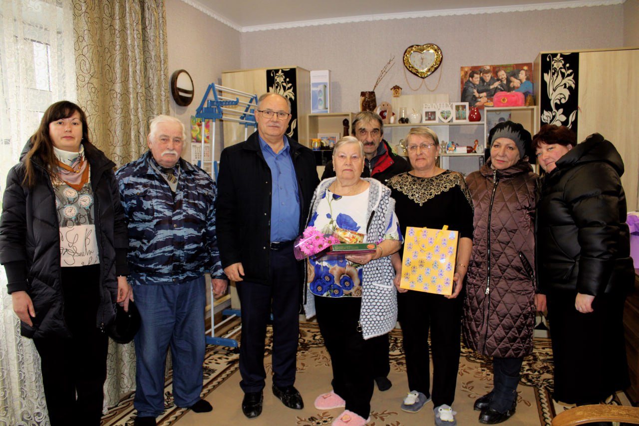 Юрий Астахов: Сегодня вся наша великая Россия чествует Героев Юрий Астахов: Сегодня вся наша великая Россия чествует Героев