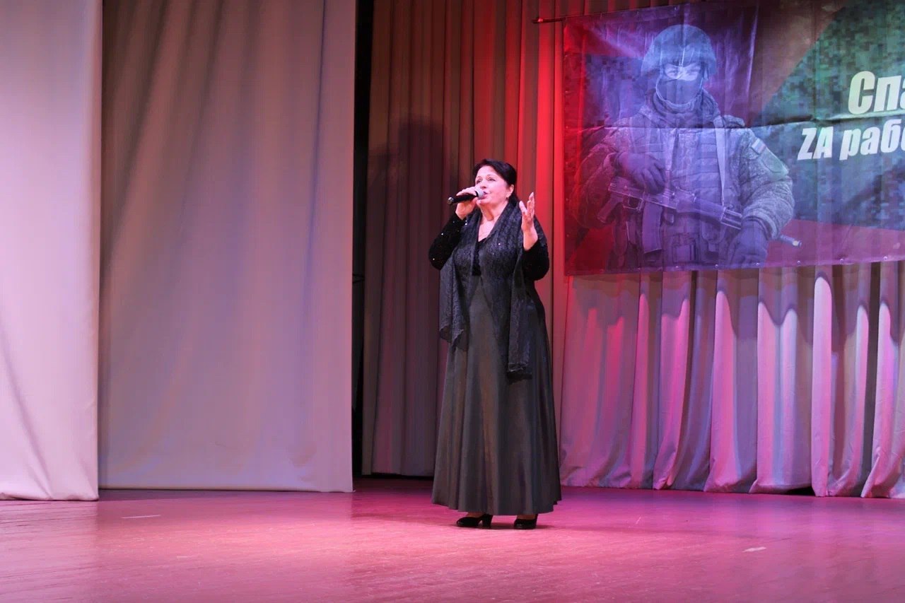 В муниципальных образованиях Железногорского района прошли мероприятия, посвященные Дню Героев Отечества В муниципальных образованиях Железногорского района прошли мероприятия, посвященные Дню Героев Отечества