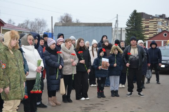 Михаил Игнатов: Сегодня, в День Героев Отечества, состоялся торжественный митинг Михаил Игнатов: Сегодня, в День Героев Отечества, состоялся торжественный митинг