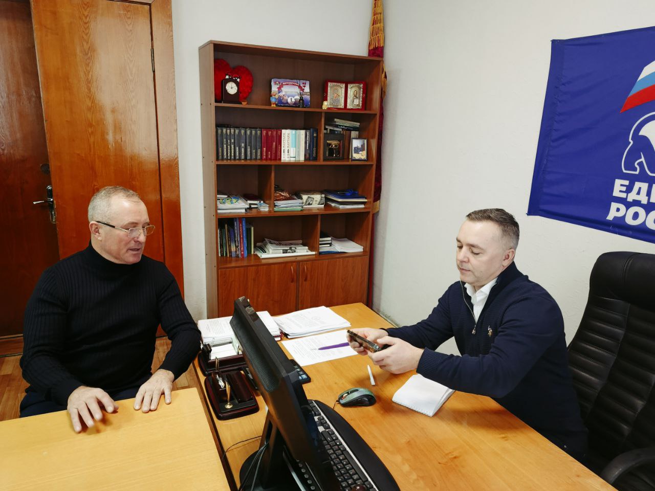 Сергей Цуканов: Сегодня в администрации Фатежского района провел личный прием граждан депутат Курской областной Думы Эдуард Дюмин Сергей Цуканов: Сегодня в администрации Фатежского района провел личный прием граждан депутат Курской областной Думы Эдуард Дюмин