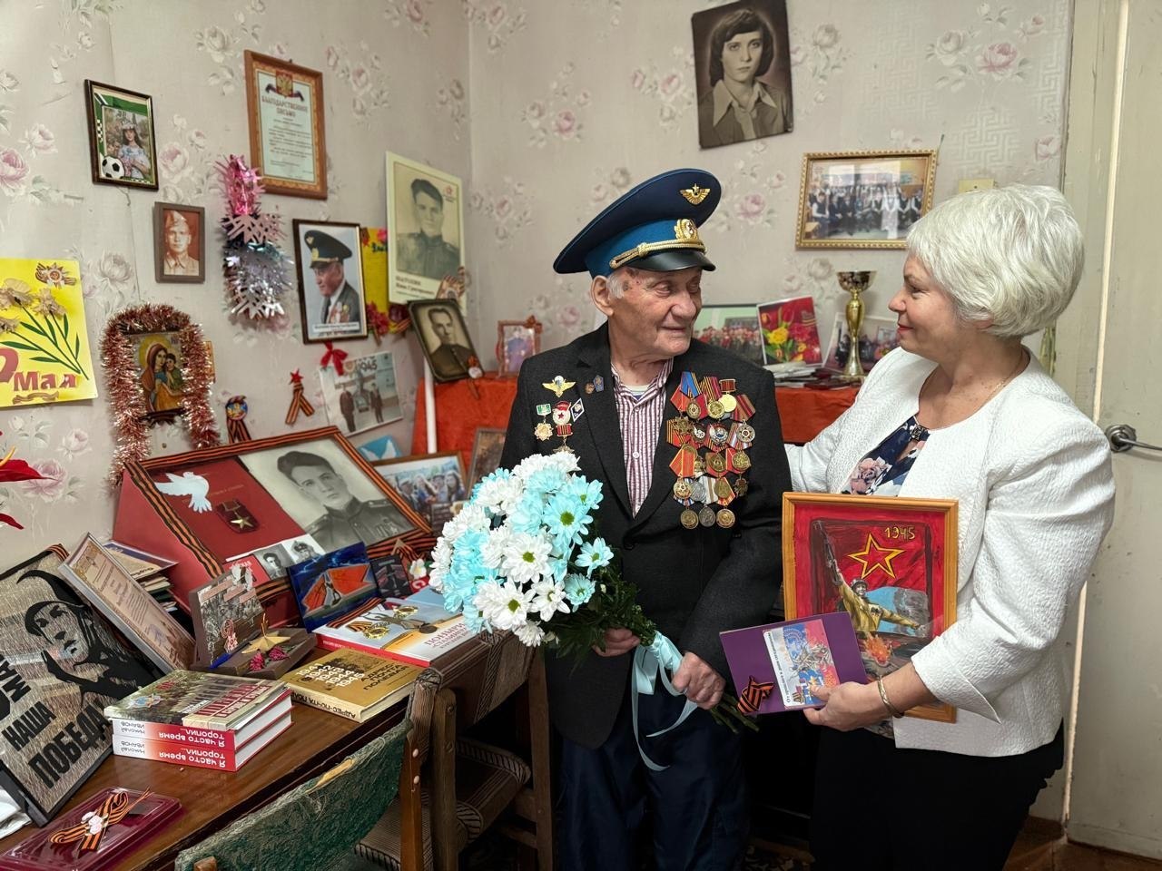 День Героев Отечества в России – это памятная дата, которая отмечается в нашей стране ежегодно 9 декабря День Героев Отечества в России – это памятная дата, которая отмечается в нашей стране ежегодно 9 декабря