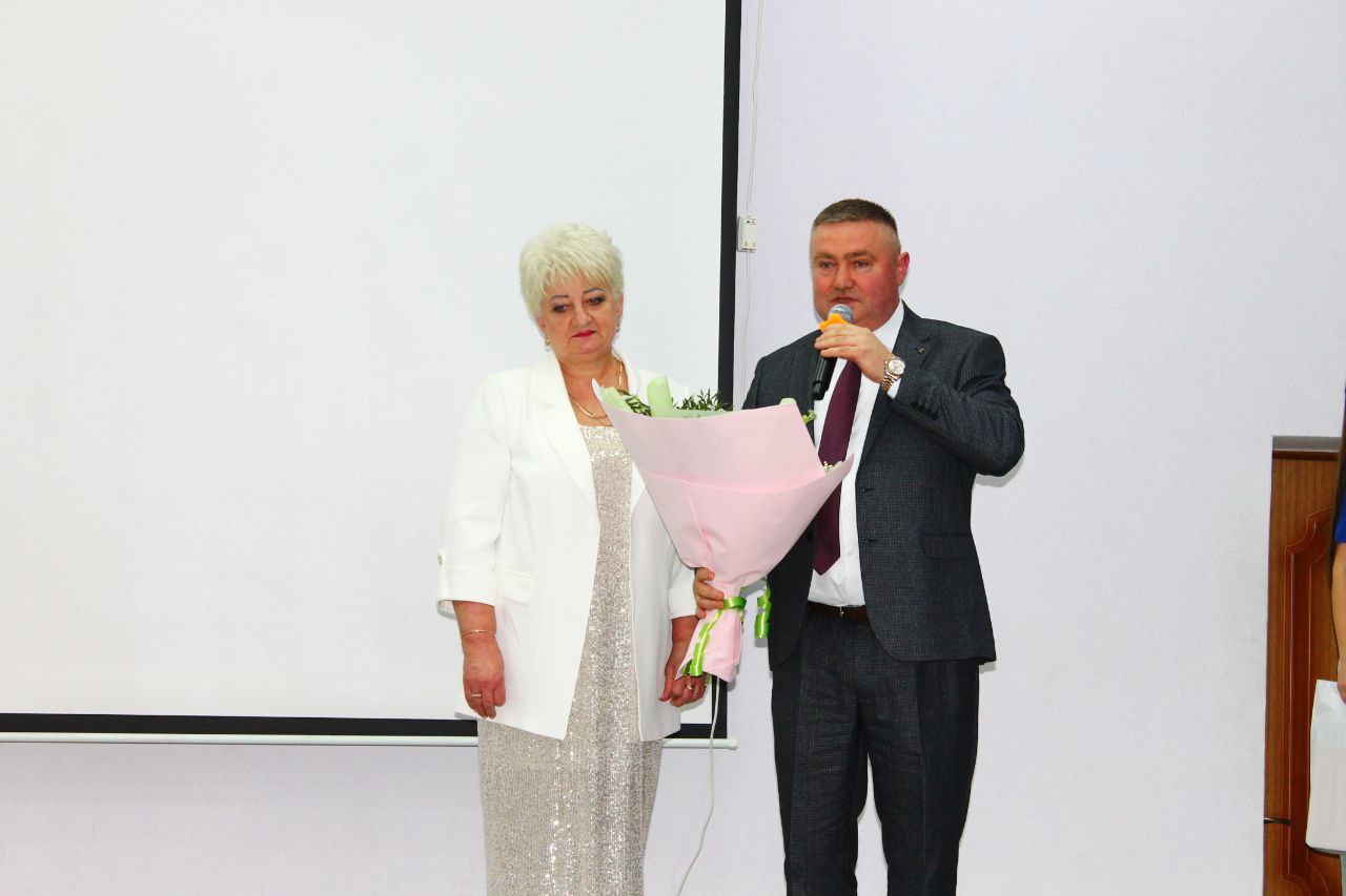 Олег Быковский: Дорогие жители Октябрьского района! Олег Быковский: Дорогие жители Октябрьского района!