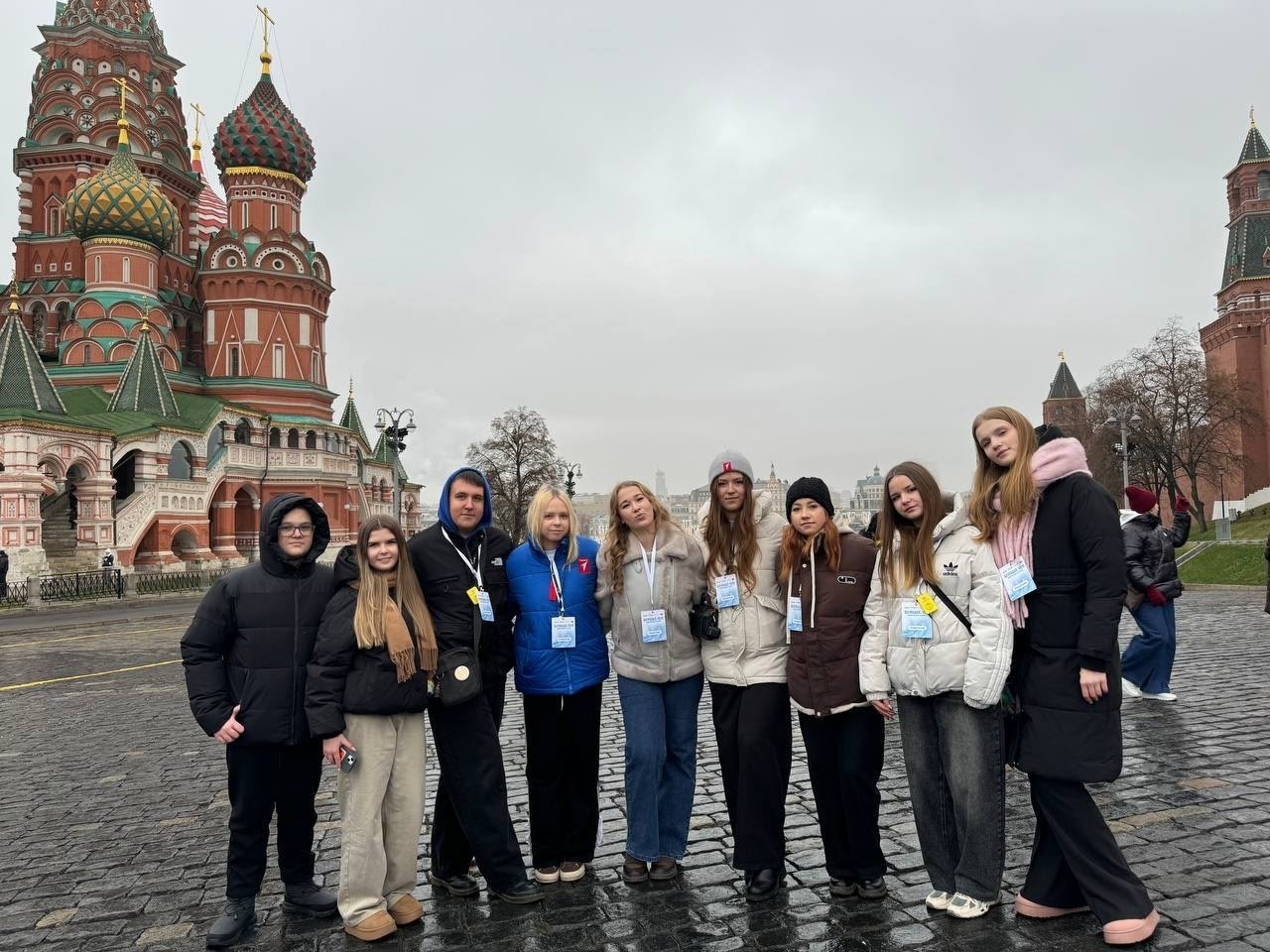 200 детей-активистов «Движения первых» из всех районов Курской области вернулись из туристической поездки «Больше, чем новогодняя сказка»