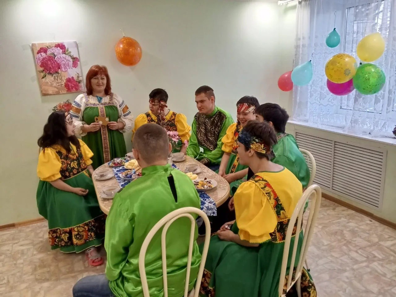 Общаться в тёплой и дружеской обстановке всегда интереснее Общаться в тёплой и дружеской обстановке всегда интереснее