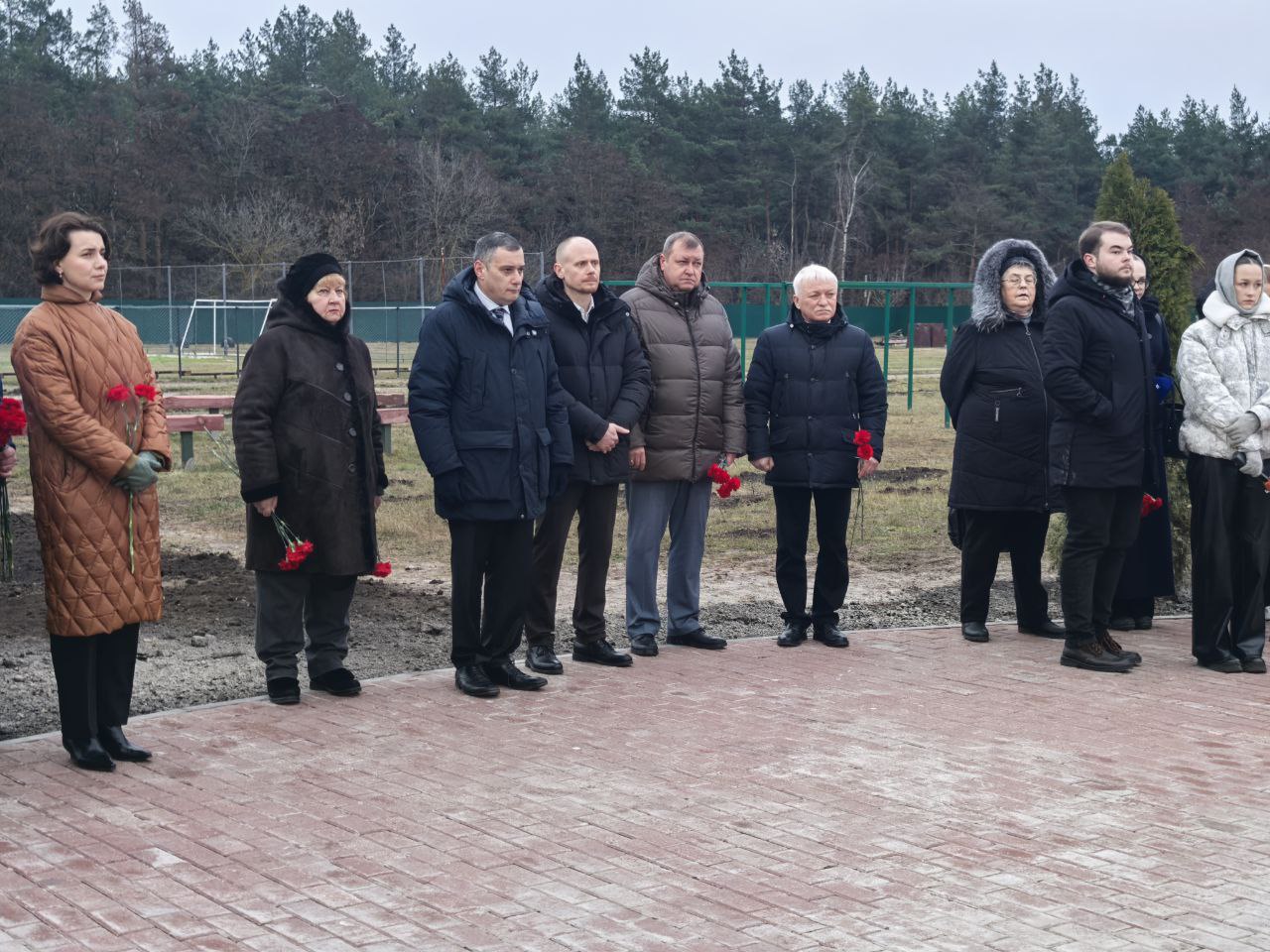 Андрей Телегин: Вчера (9 декабря), в День героев Отечества, на территории лицея – интерната в п. им. Маршала Жукова открыт сквер памяти и стела с именами погибших в ходе СВО воспитанников и выпускников этого учебного... Андрей Телегин: Вчера (9 декабря), в День героев Отечества, на территории лицея – интерната в п. им. Маршала Жукова открыт сквер памяти и стела с именами погибших в ходе СВО воспитанников и выпускников этого учебного...