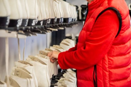 В Курске на «Губернском катке» после технического открытия уточнили стоимость посещения и перечень доступных услуг