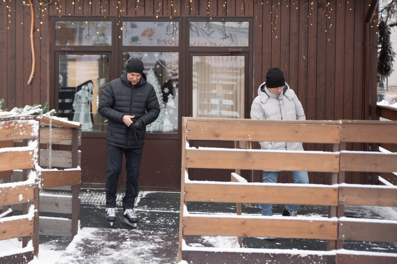 Губернский каток за сезон посещают более 10 тысяч курян Губернский каток за сезон посещают более 10 тысяч курян