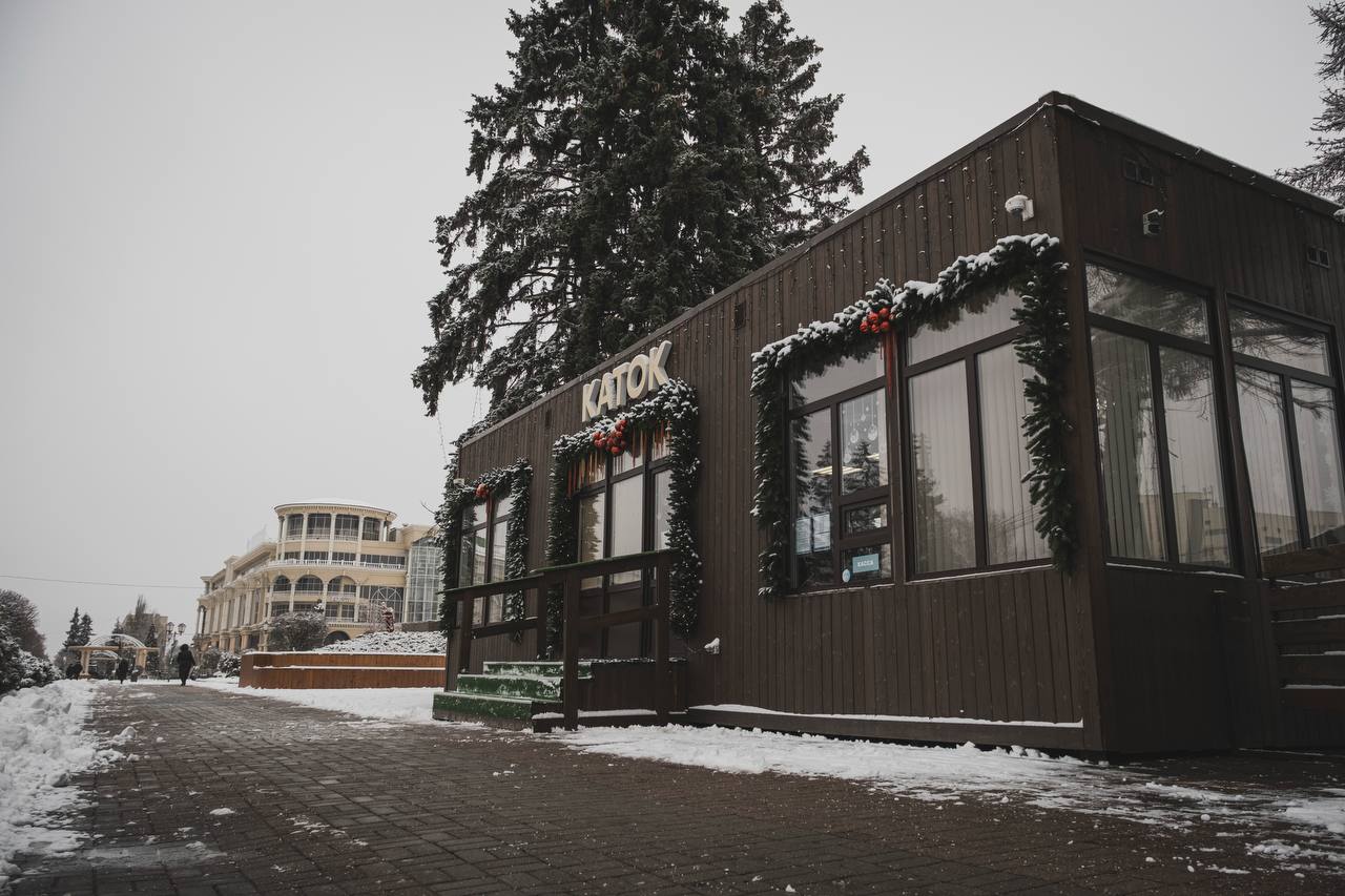 Состоялось техническое открытие «Губернского катка» Состоялось техническое открытие «Губернского катка»