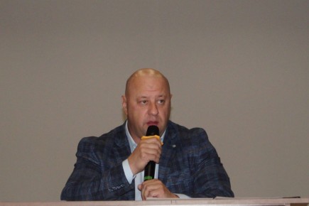 Дмитрий Новиков: Сегодня в Конышевском районном Доме культуры проведено расширенное заседание по наведению санитарного порядка на территории Конышевского района