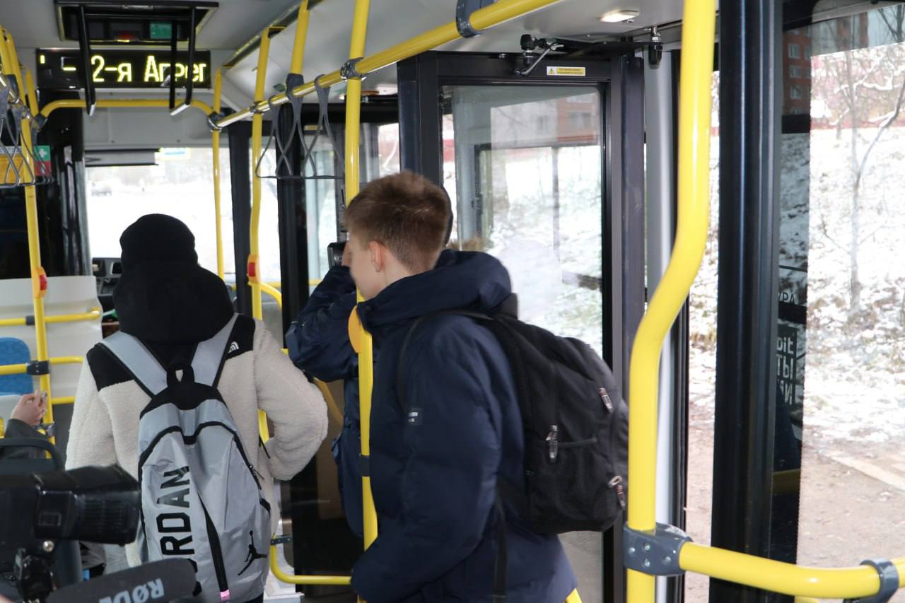 В Курске запустили первые «Ситимаксы» на маршруте №71м В Курске запустили первые «Ситимаксы» на маршруте №71м