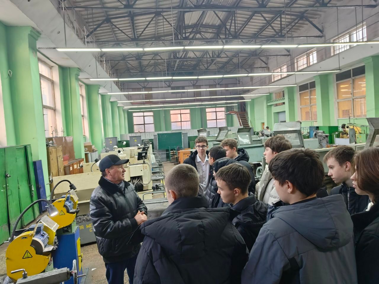 С 8 по 12 декабря 2025 года во всех школах области проходит Единая неделя профессиональной ориентации обучающихся С 8 по 12 декабря 2025 года во всех школах области проходит Единая неделя профессиональной ориентации обучающихся