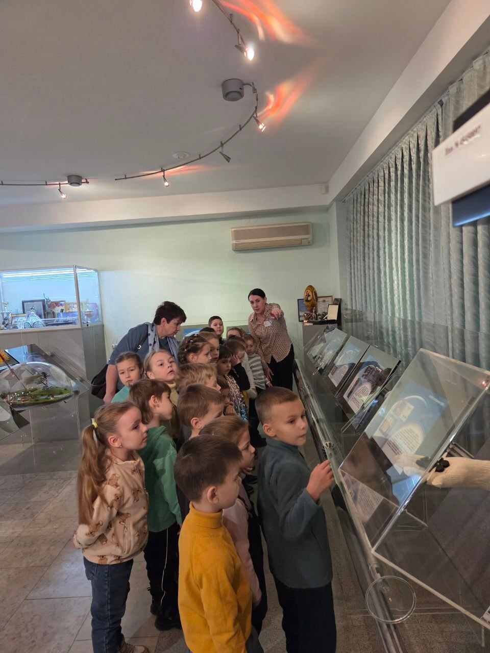 Милоты пост. «Атомные почемучки» в гостях у сотрудников Курской АЭС Милоты пост. «Атомные почемучки» в гостях у сотрудников Курской АЭС