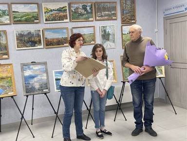 В Центральной городской детской библиотеке в рамках литературно эстетического проекта «Библиогалерея» состоялось открытие персональной выставки произведений курского художника Виталия Павленко «Природы тихое величие»