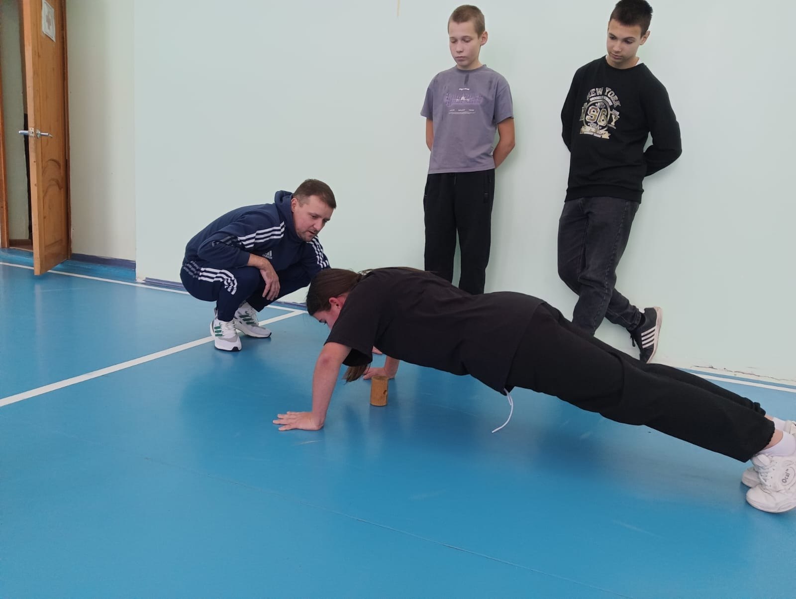 Вчера состоялся прием нормативов ВФСК ГТО для обучающихся МКОУ " Дьяконовская СОШ" Вчера состоялся прием нормативов ВФСК ГТО для обучающихся МКОУ " Дьяконовская СОШ"