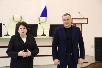 Андрей Белоусов: Сегодня в Администрации Рыльского района состоялось торжественное вручение Почётных грамот и Благодарностей членам участковых и территориальных избирательных комиссий