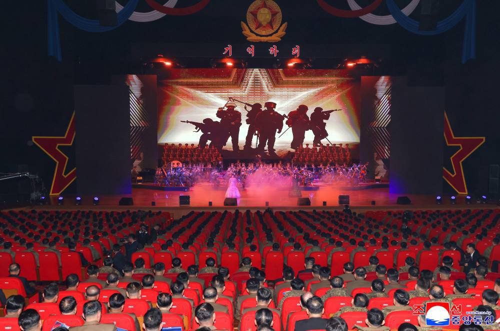 Сапёры из КНДР вернулись домой после участия в разминировании в Курской области Сапёры из КНДР вернулись домой после участия в разминировании в Курской области