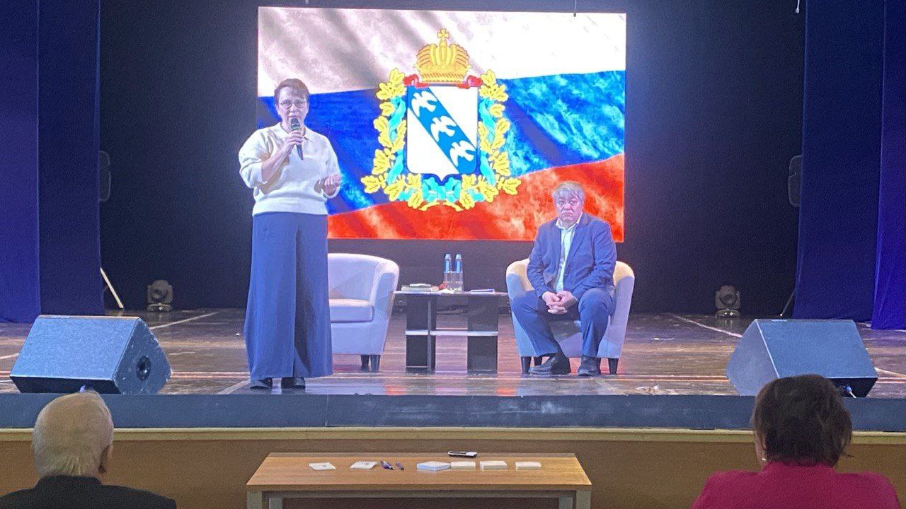 Александр Михайлов: Сегодня в Железногорске состоялась важная встреча министра здравоохранения Курской области Светланы Ермоловой с железногорцами, на которой мы подробно обсудили ключевые вопросы развития системы...