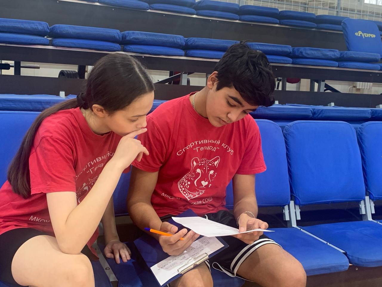 Виктор Петров: 11 декабря в ФОК "Русич" Пристенского района прошел муниципальный этап фестиваля "Сборная юных талантов"! В этом ярком и захватывающем мероприятии активно участвовали команды из пяти школ нашего района... Виктор Петров: 11 декабря в ФОК "Русич" Пристенского района прошел муниципальный этап фестиваля "Сборная юных талантов"! В этом ярком и захватывающем мероприятии активно участвовали команды из пяти школ нашего района...