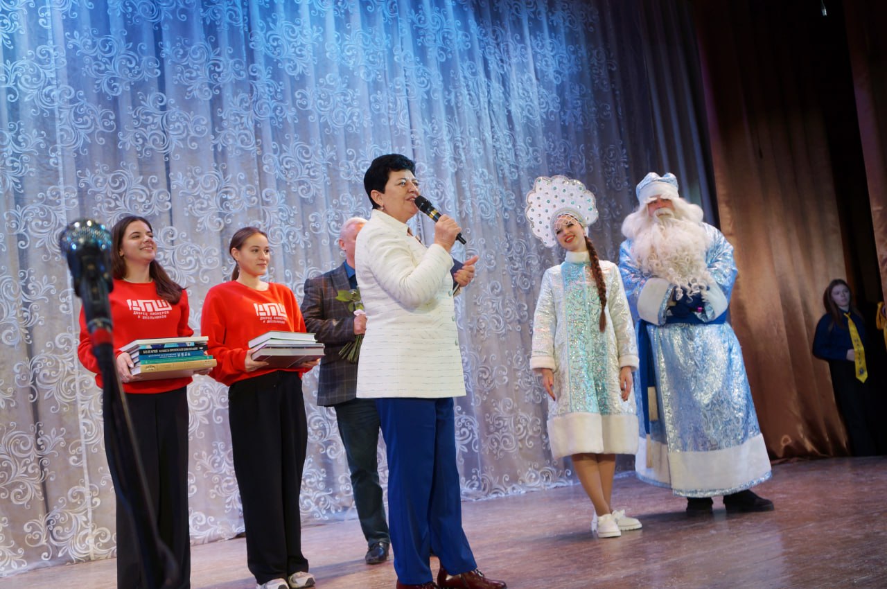 Ольга Германова: Три, два, один... Новогоднее волшебство начинается! Ольга Германова: Три, два, один... Новогоднее волшебство начинается!