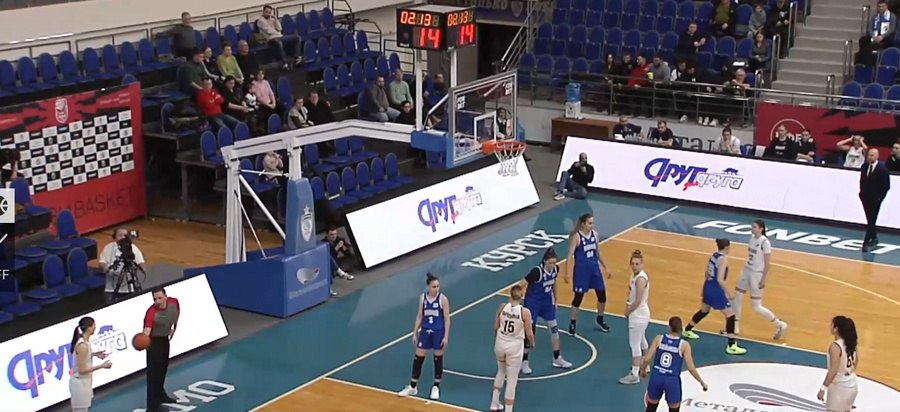 Курское «Динамо» разгромило «Енисей»