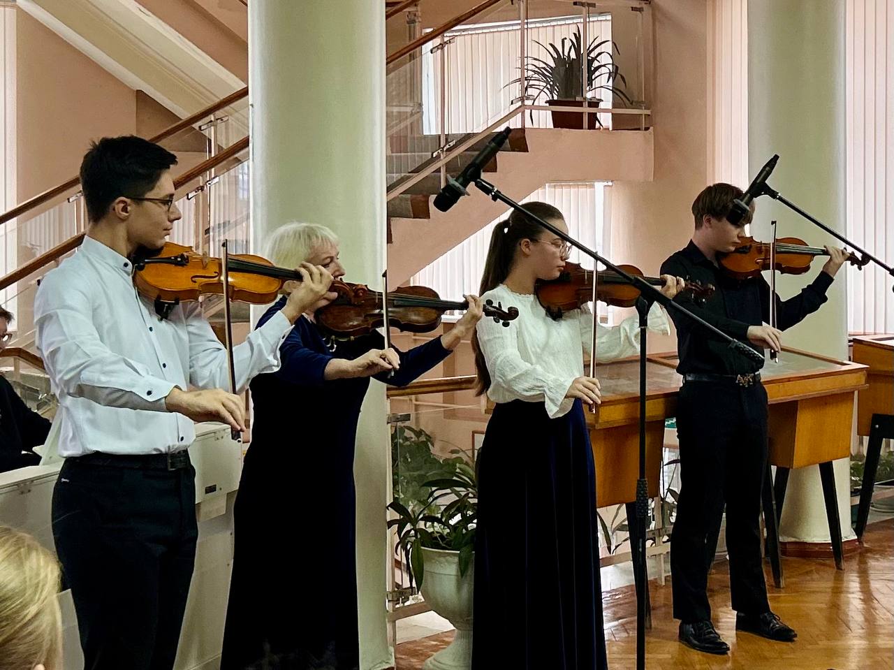 В Курске открыли бюст великого композитора Георгия Свиридова В Курске открыли бюст великого композитора Георгия Свиридова