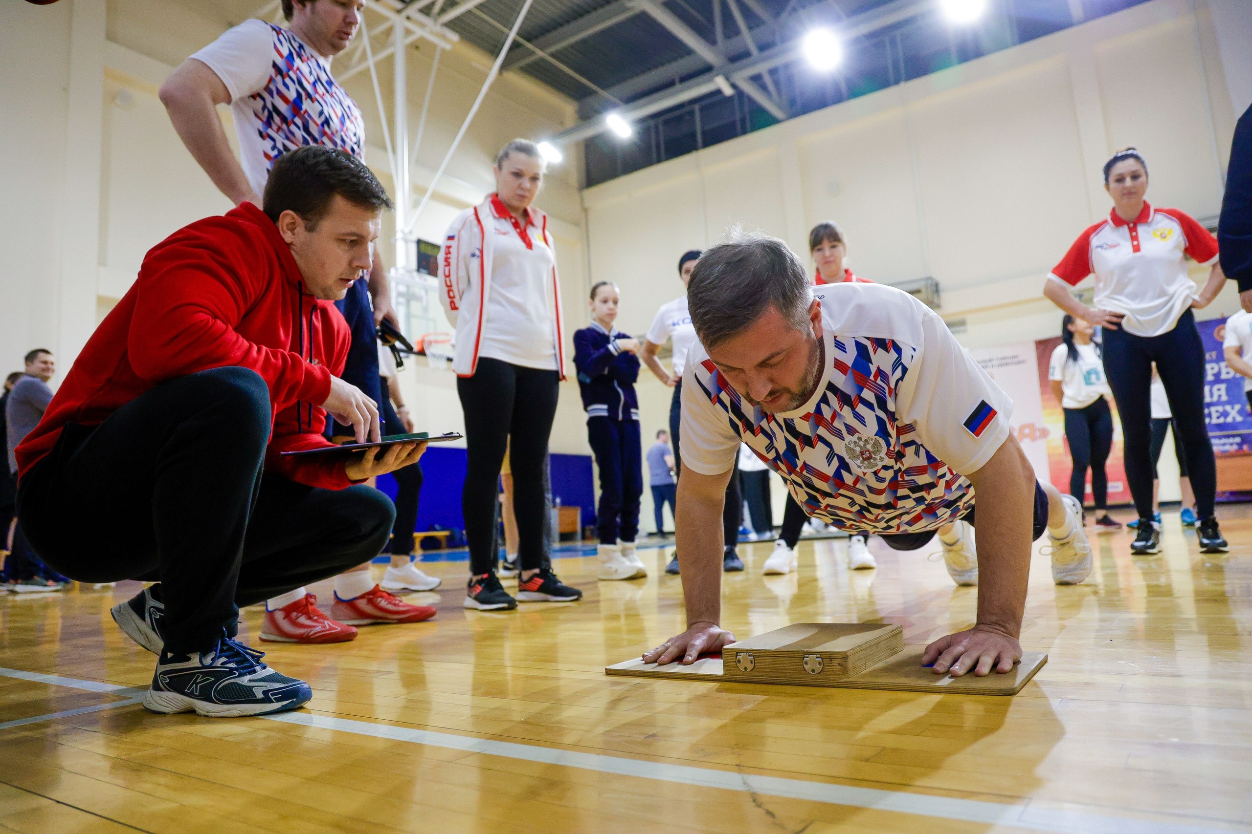 САМЫЕ СПОРТИВНЫЕ ГОССЛУЖАЩИЕ САМЫЕ СПОРТИВНЫЕ ГОССЛУЖАЩИЕ