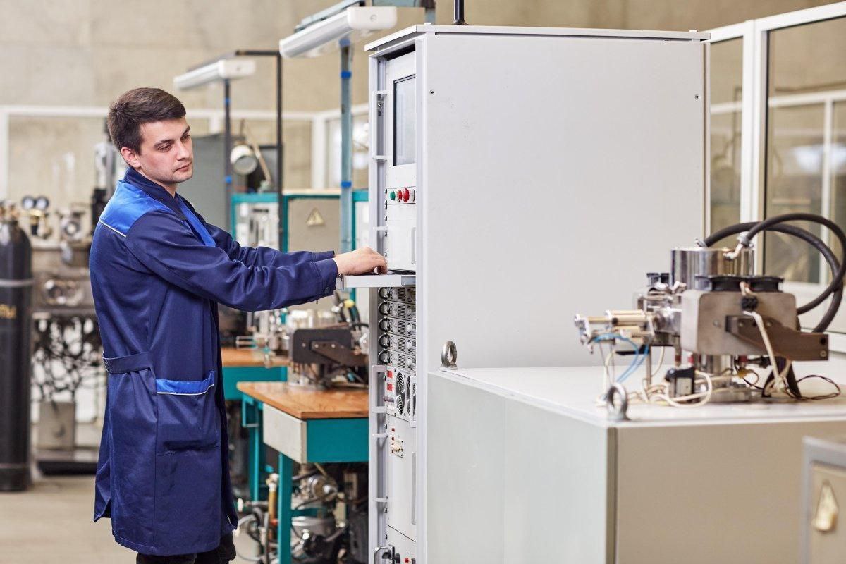 «Торий» - не просто химический элемент с номером 90 и радиоактивный металл серебристо-белого цвета.., это еще и мировой лидер в производстве электровакуумных и комплексированных устройств сверхвысоких частот большой и...