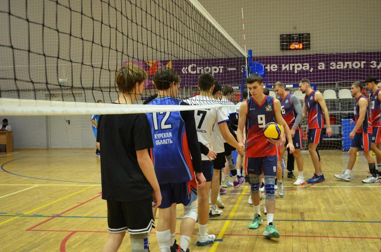 11 декабря в Курске прошел третий тур «Волейбольной лиги соловьиного края» 2025/26 года 11 декабря в Курске прошел третий тур «Волейбольной лиги соловьиного края» 2025/26 года