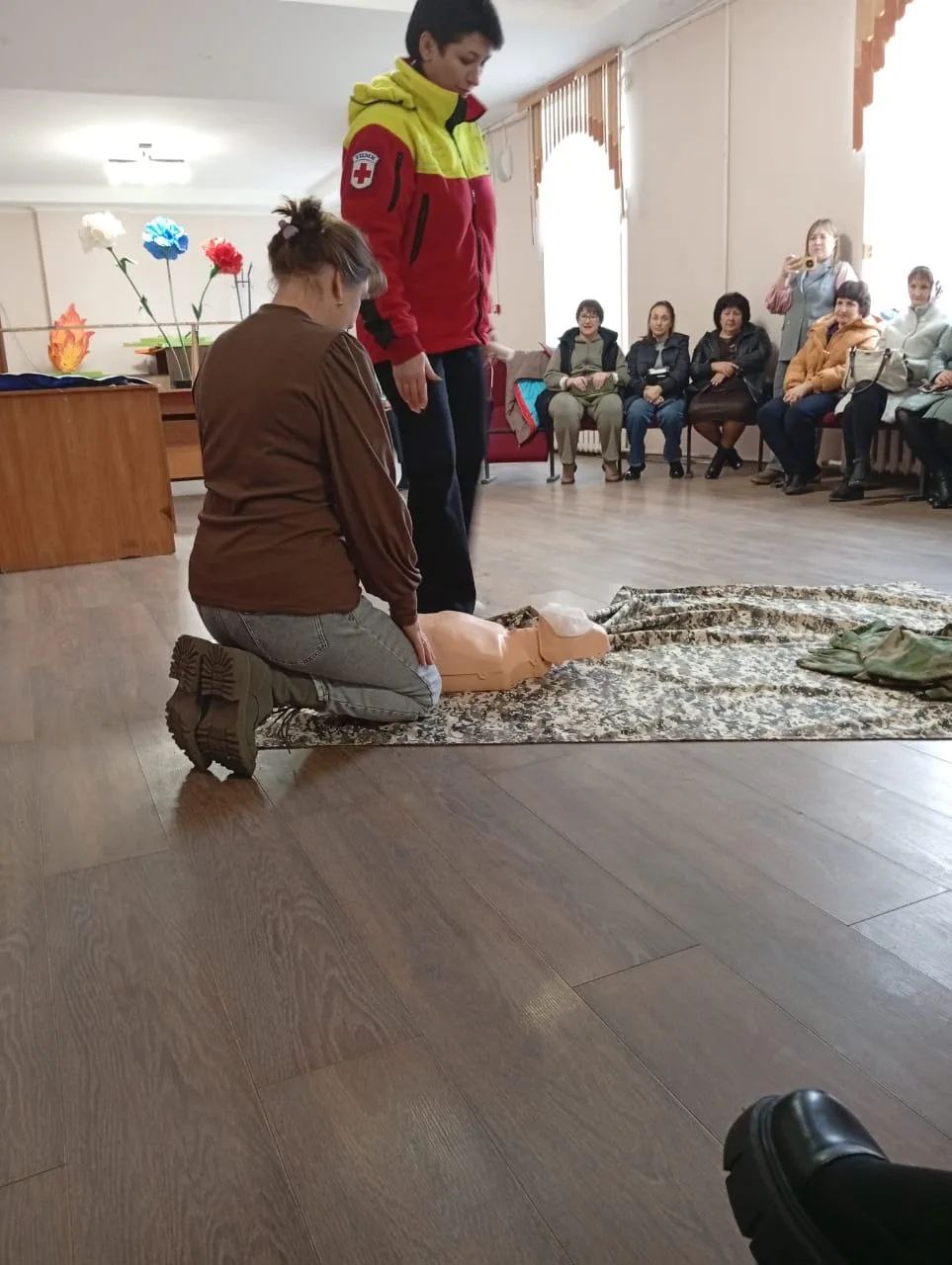 Николай Волобуев: Сегодня в МКУК "Беловский центр культуры и досуга" в рамках проекта по обучению населения навыкам оказания первой медицинской помощи и началом реализации проекта " Добровольная санитарная дружина" в... Николай Волобуев: Сегодня в МКУК "Беловский центр культуры и досуга" в рамках проекта по обучению населения навыкам оказания первой медицинской помощи и началом реализации проекта " Добровольная санитарная дружина" в...