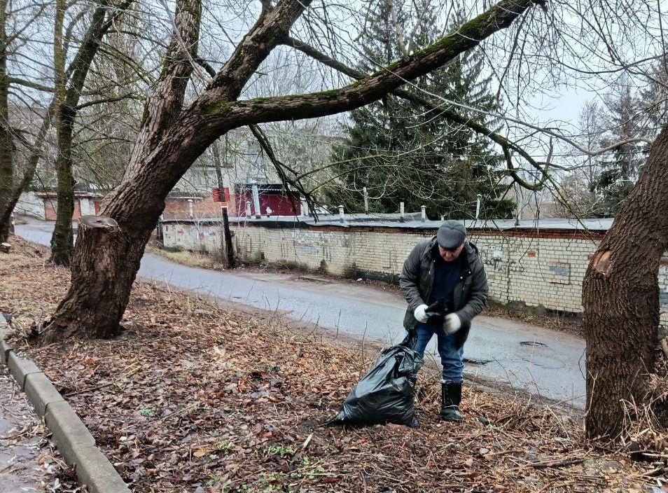В Курске навели порядок от Карла Маркса до Хуторской В Курске навели порядок от Карла Маркса до Хуторской