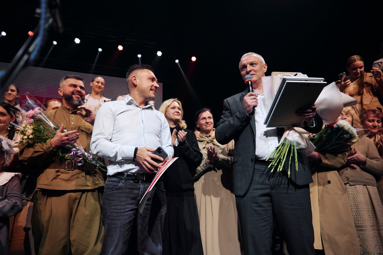 Делимся фотографиями со специальных показов художественно-документального проекта "Народная история "Непокоренный Курск", которые накануне прошли в областном центре Делимся фотографиями со специальных показов художественно-документального проекта "Народная история "Непокоренный Курск", которые накануне прошли в областном центре