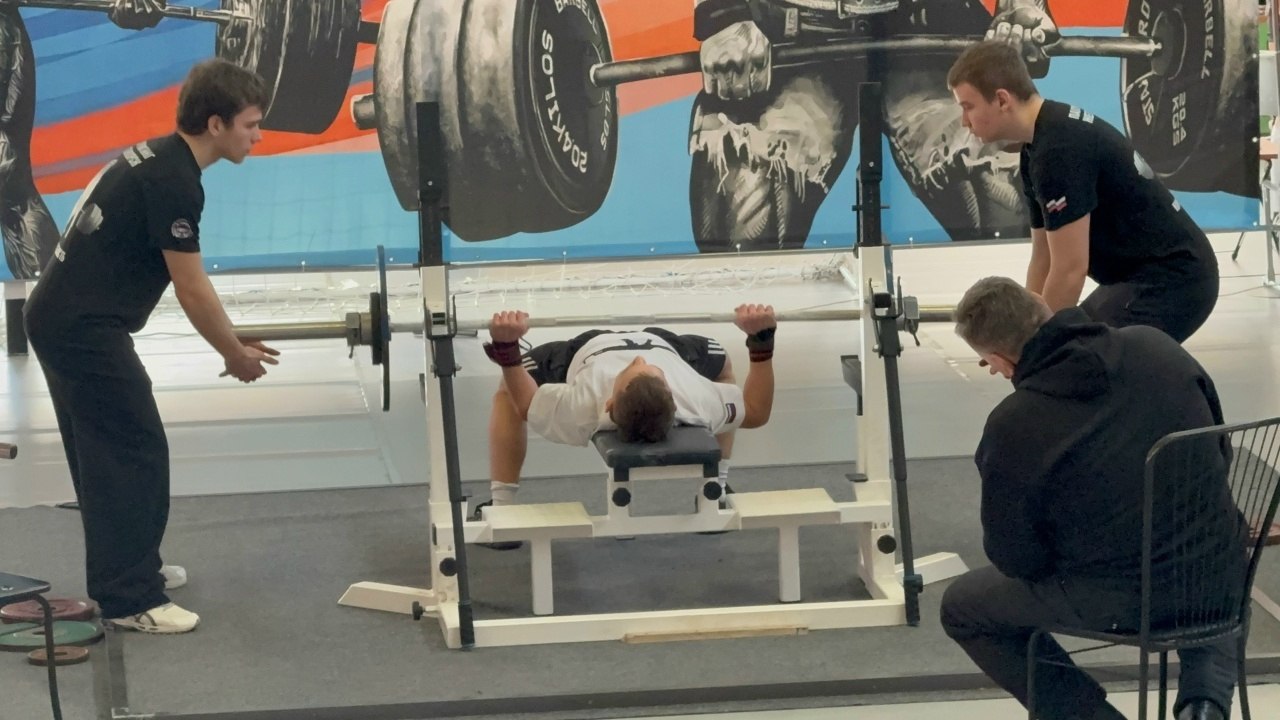 Обучающиеся секции "Пауэрлифтинг" центра творчества и спорта Медвенского района" приняли участие в областном турнире «Мы вместе» : Обучающиеся секции "Пауэрлифтинг" центра творчества и спорта Медвенского района" приняли участие в областном турнире «Мы вместе» :